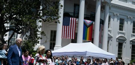 White House Accused Of Violating U S Flag Code With Pride Flag Display