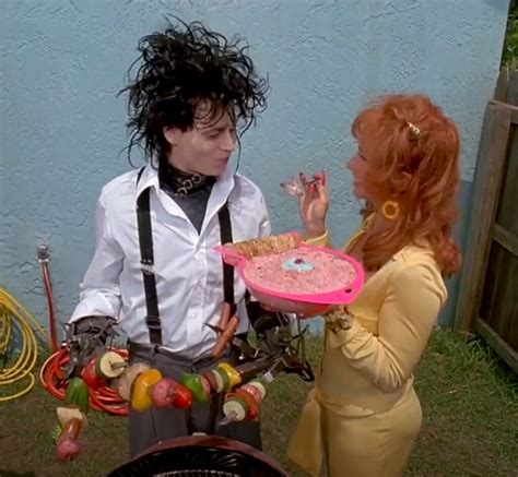 Joyce Edward Scissorhands Gif