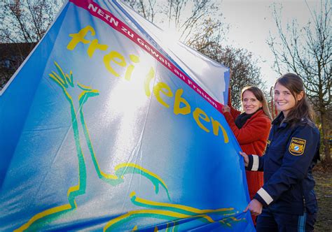 Internationaler Tag Gegen Gewalt An Frauen Nachrichten Oberpfalz