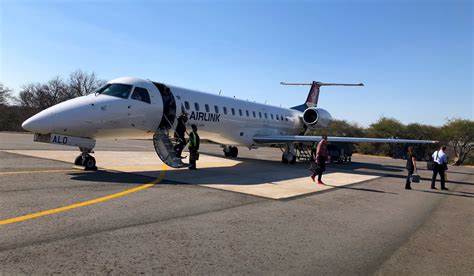 Kruger National Park Airport in Skukuza , the Cutest Little Airport in ...