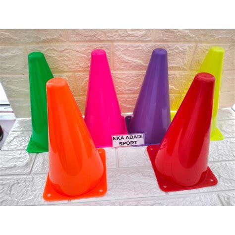 Jual Cones Kerucut Kun Rapat Full Cm Latihan Bola Dan Sepatu Roda