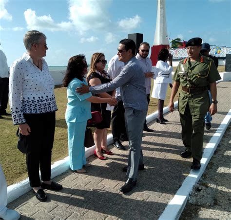 Participa Embajadora Cubana En D A Nacional De Los H Roes Y