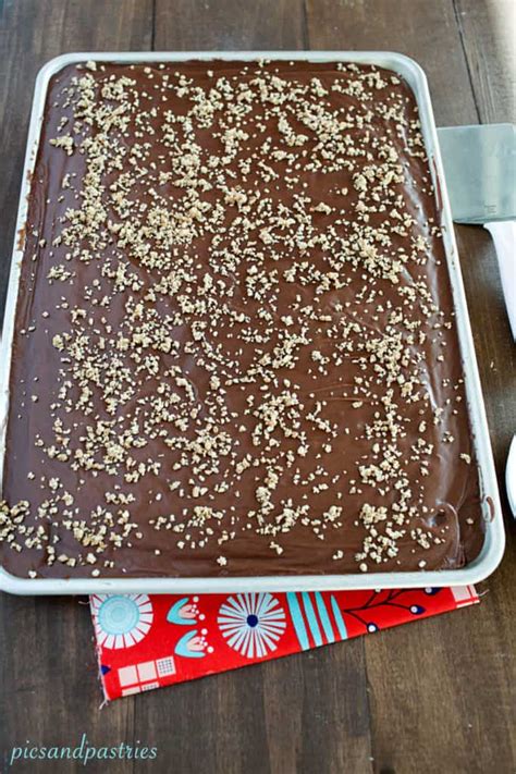 Chocolate Sheet Cake | Pics and Pastries