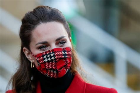 Kate Middleton Dons Tartan Emilia Wickstead Face Mask | 2020 | POPSUGAR Fashion