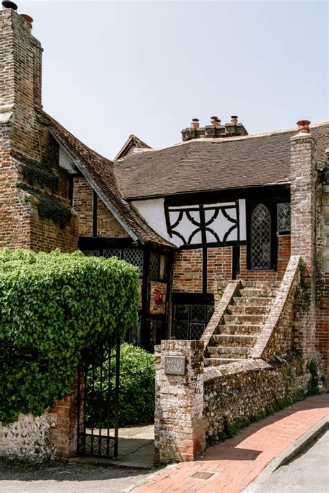 The Home Anne of Cleves Received From Henry VIII Is on Sale: Photos - Business Insider