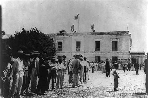 Edificio De La Antigua Aduana Español En Ponce Puerto Rico 1898