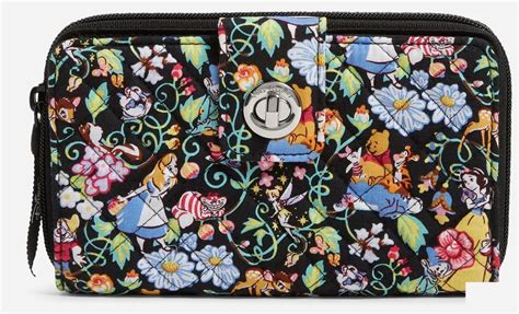 Vera Bradley Dropped A New Limited-Edition Disney Collection And It's ...