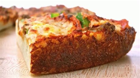 Papa John's Pan Pizza TV Commercial, 'Perfect Bite' - iSpot.tv