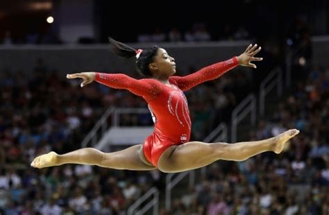 Jo 2016 Gymnastique Artistique Laméricaine Simone Biles Léquilibre