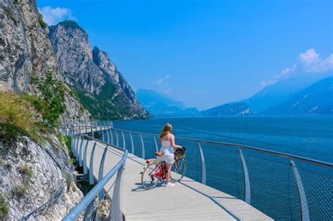 Pista Ciclabile Sul Lago Di Garda Unesperienza Unica A Limone Dream