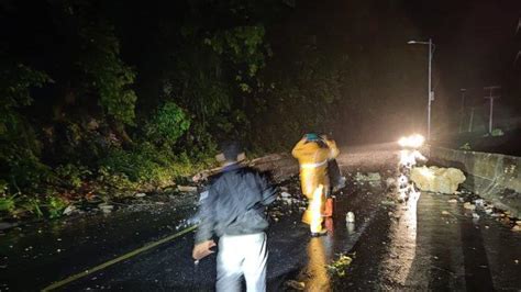 Longsor Di Gunung Panjupian Aceh Selatan Batu Sempat Tutupi Badan