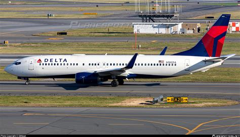 N382DA Delta Air Lines Boeing 737 832 WL Photo By OMGcat ID 1518699