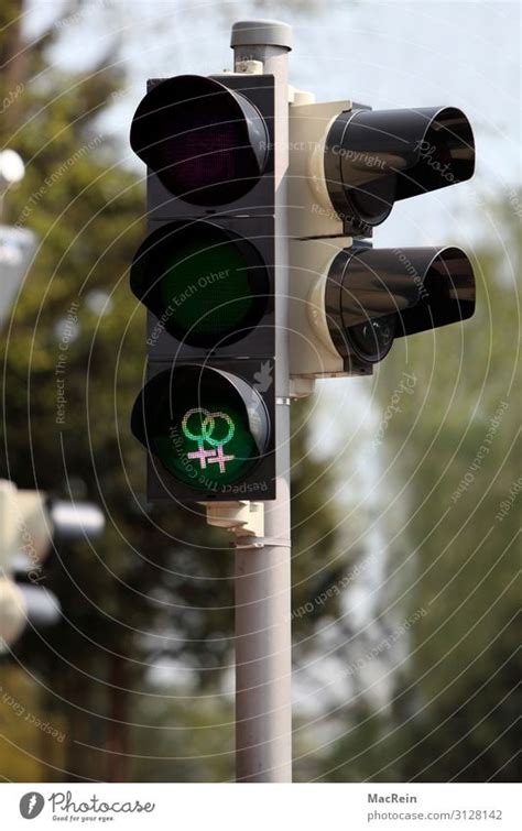 Ampel Mit Feministischen Symbol Ein Lizenzfreies Stock Foto Von Photocase