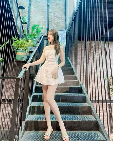 Hot girl khẩu trang trận Việt Nam Nhật Bản Xinh đẹp quyến rũ nhìn phát yêu liền