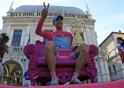 Report Giro D Italia Route To Honour Marco Pantani Cyclingnews