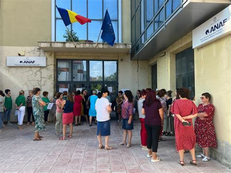 Proteste N Mai Multe Administra Ii Fiscale Din Ar La Ia I Ialomi A