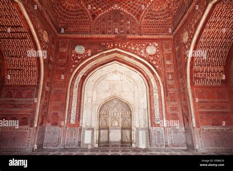 Taj Mahal Geometry Hi Res Stock Photography And Images Alamy