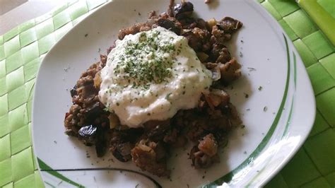 Auberginen Hackfleisch Pfanne Mit Joghurtdip Von Sokrue Chefkoch