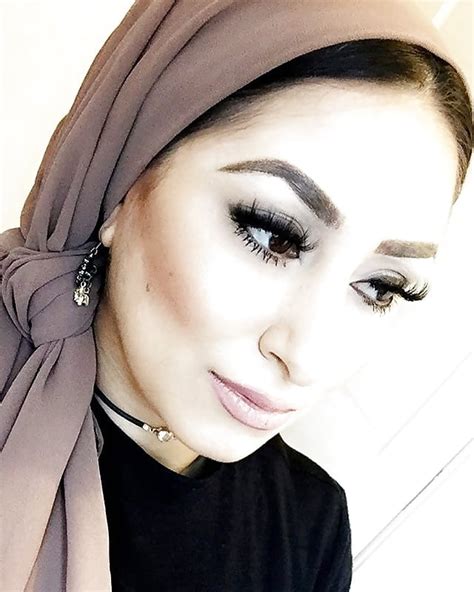 Hot Hijab Paki Arab MILF CUM Photo 6 66 X3vid