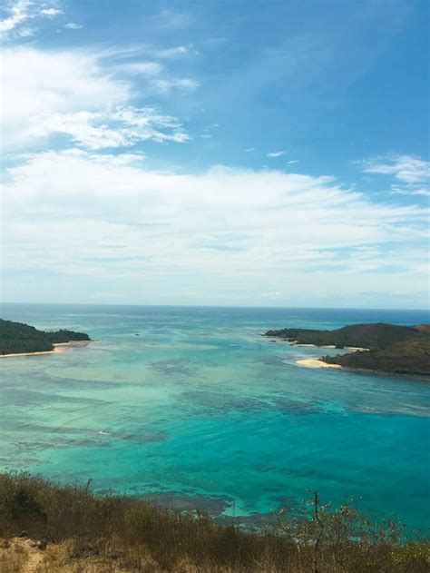 Snorkeling in Fiji's Yasawa Islands : r/travel