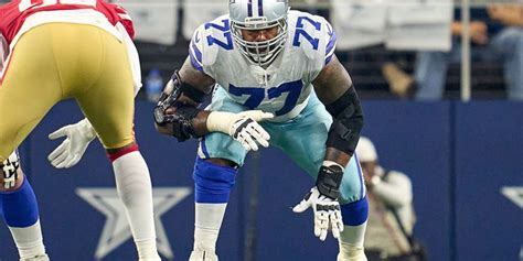 Cowboys offensive lineman Tyron Smith suffers major leg injury, out ...