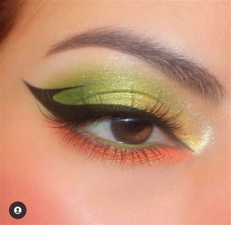 Pin By Gabriela Galleguillos On Graphic Makeup Eyes Eye Makeup Swag