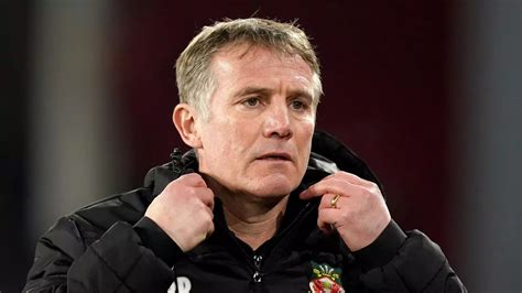 Wrexham Boss Phil Parkinson Urges Side To Keep Feet On The Ground