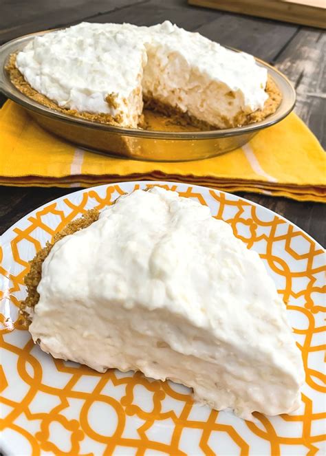 Pineapple Cream Cheese Pie