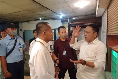 Pedagang Resah Pasar Tunjungan Makin Rusak Mendesak Revitalisasi