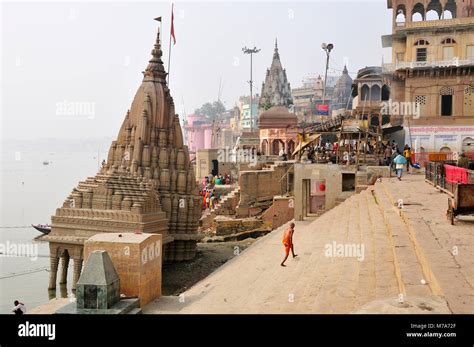 manikarnika ghat  cremation spot   ganges river banks