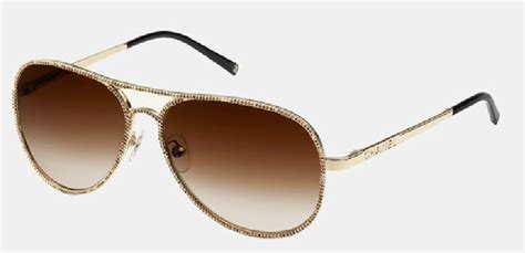 mianov blogspot blog: Chanel Metal Aviator Framed Sunglasses in Summer