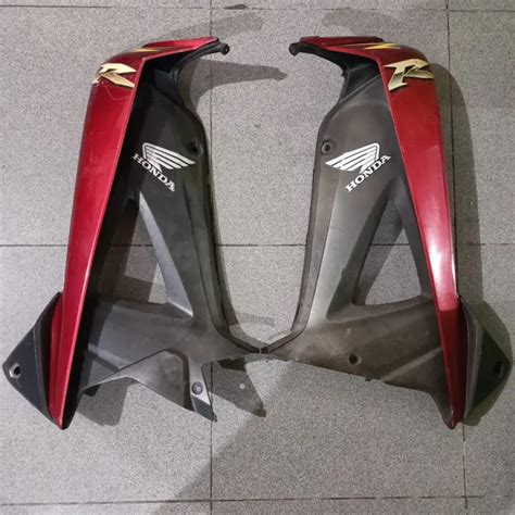 Cover Sayap Luar Dalam Sayap Depan Honda Revo 100 Revo Lama Merah