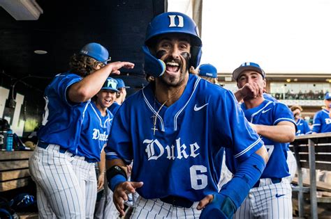 Duke Baseball On Twitter Gi💣 Sneaks One Outta The Yard Comorapido