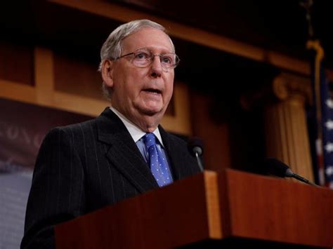 majority  senators   approval ratings decline  year