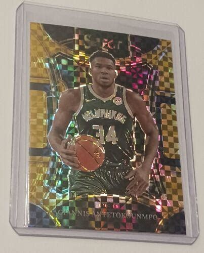 Giannis Antetokounmpo Gold Prizm Prices Panini Select