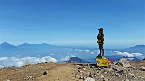 Pendakian Gunung Merbabu 3 142 Mdpl Via Wekas