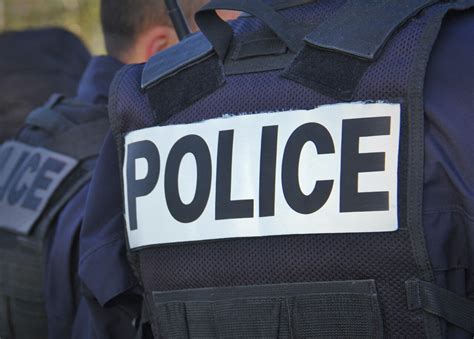 Poitiers Une Fusillade Fait Cinq Bless S Graves Dont Un Adolescent