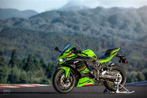 Kawasaki Ninja Street Bike