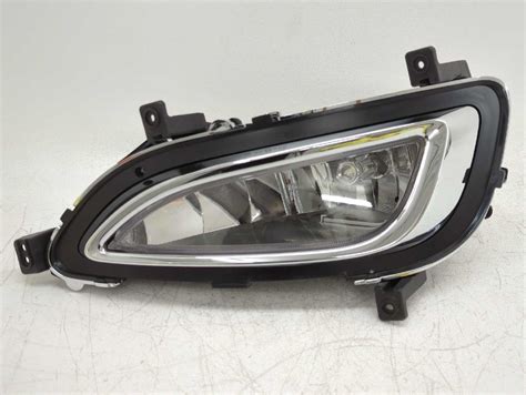 New OEM Genuine Hyundai Fog Light Lamp 2012 2014 Azera RH 92202 3V010