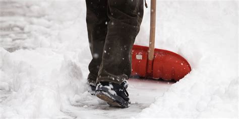 Snow Shovelling 101 Prevent Injury This Winter