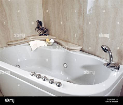 Corner bathtub hi-res stock photography and images - Alamy