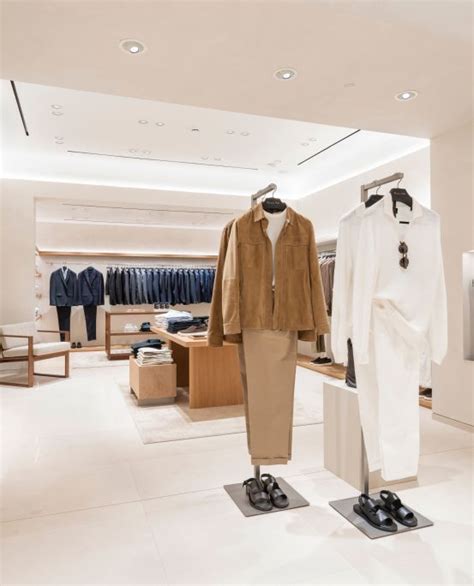 Paper Massimo Dutti New Openings In 2024 Store Interior Massimo