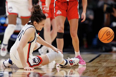 How Lou Lopez S N Chal Tried To Will Uconn Women In Loss