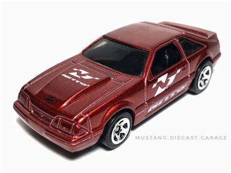 Hot Wheels Ford Mustang Series HW Performance สแดง