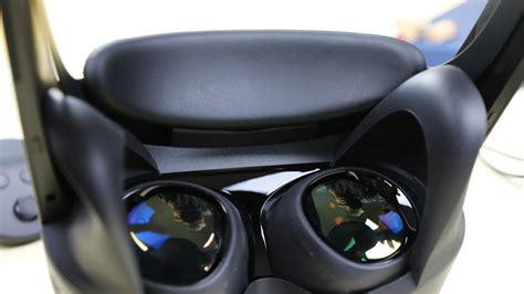 Apple's First AR/VR Headset Could Offer Impressive Display Specs ...