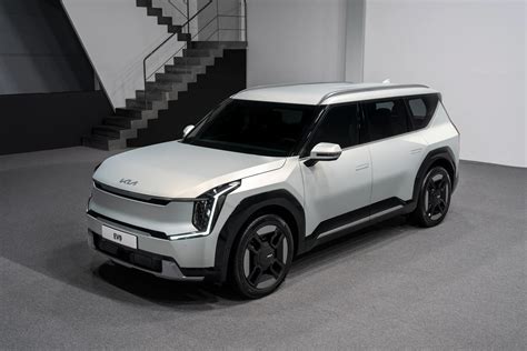 In 2024, Kia will launch its EV9 electric SUV in India - India's best
