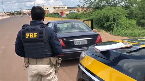 PRF flagra homem dirigindo veículo a CNH suspensa no Piauí