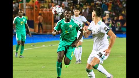 Can 2019 Lalgérie Est Devant Le Sénégal à La Mi Temps De La Finale