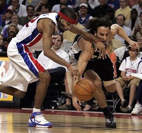 2005 NBA Finals: Game 4 - Photo 7 - Pictures - CBS News