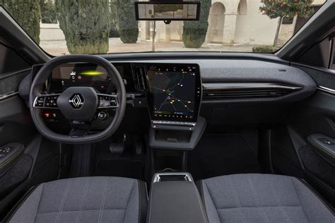 Renault Mégane E Tech Cockpit 2022 motorfuture